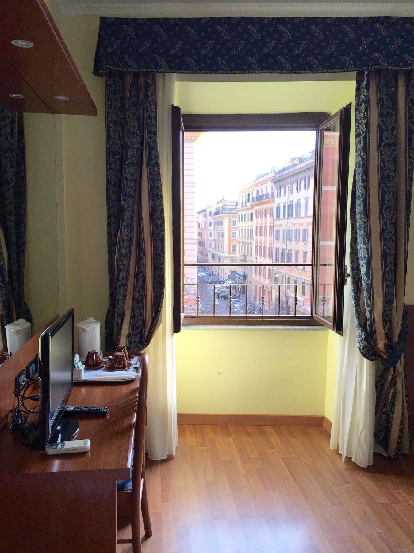 Saint Peter Inn Rome Extérieur photo