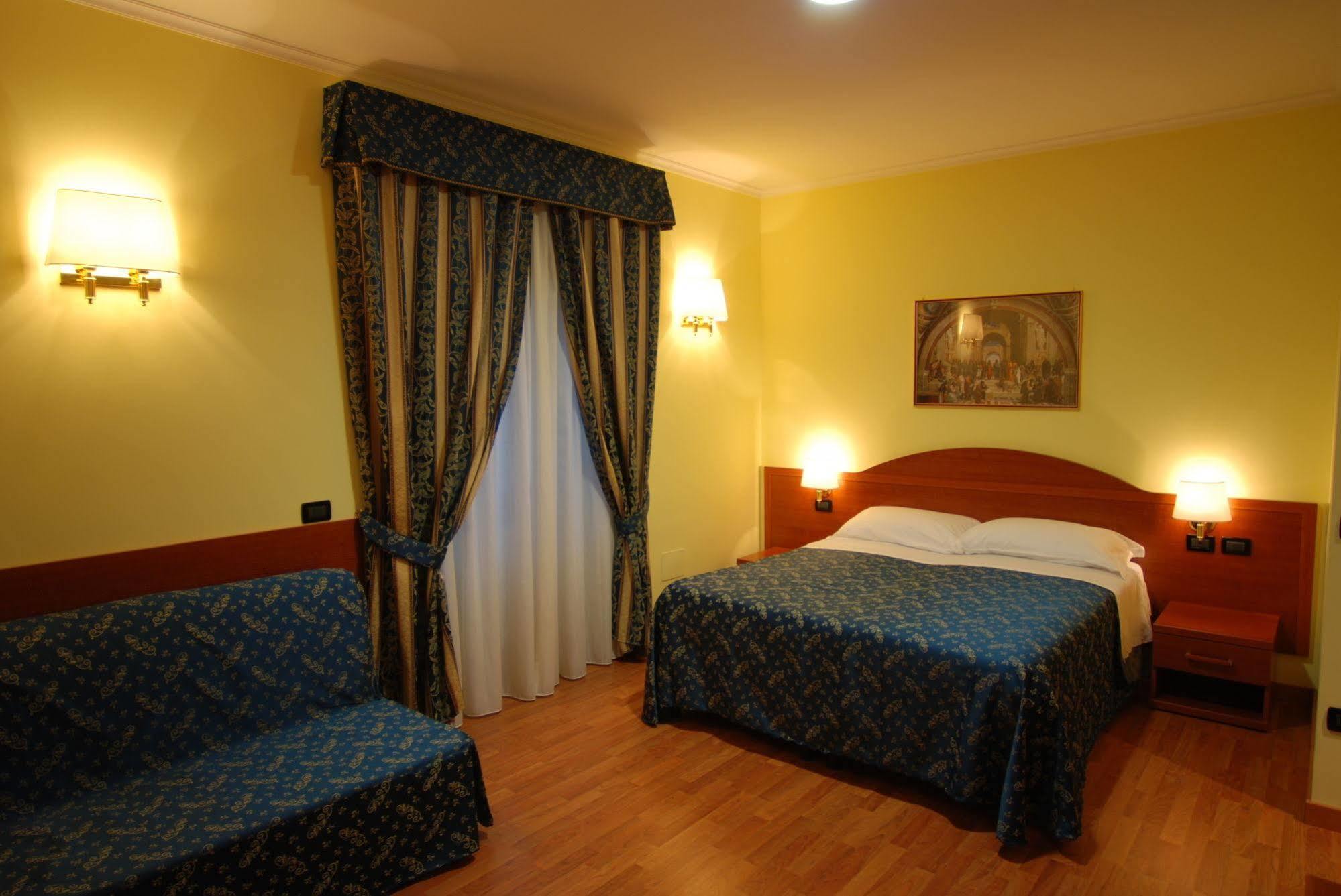 Saint Peter Inn Rome Extérieur photo