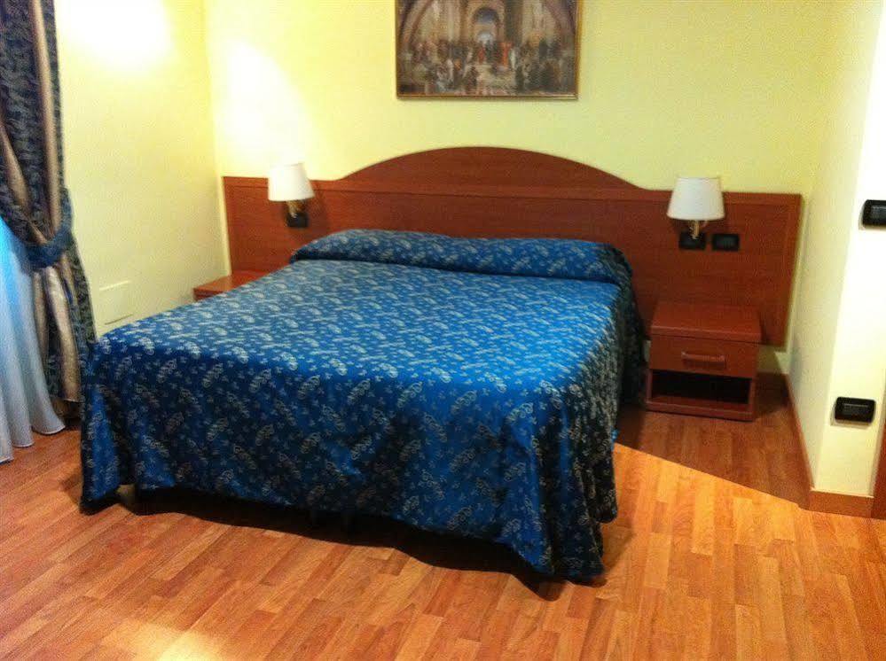 Saint Peter Inn Rome Extérieur photo